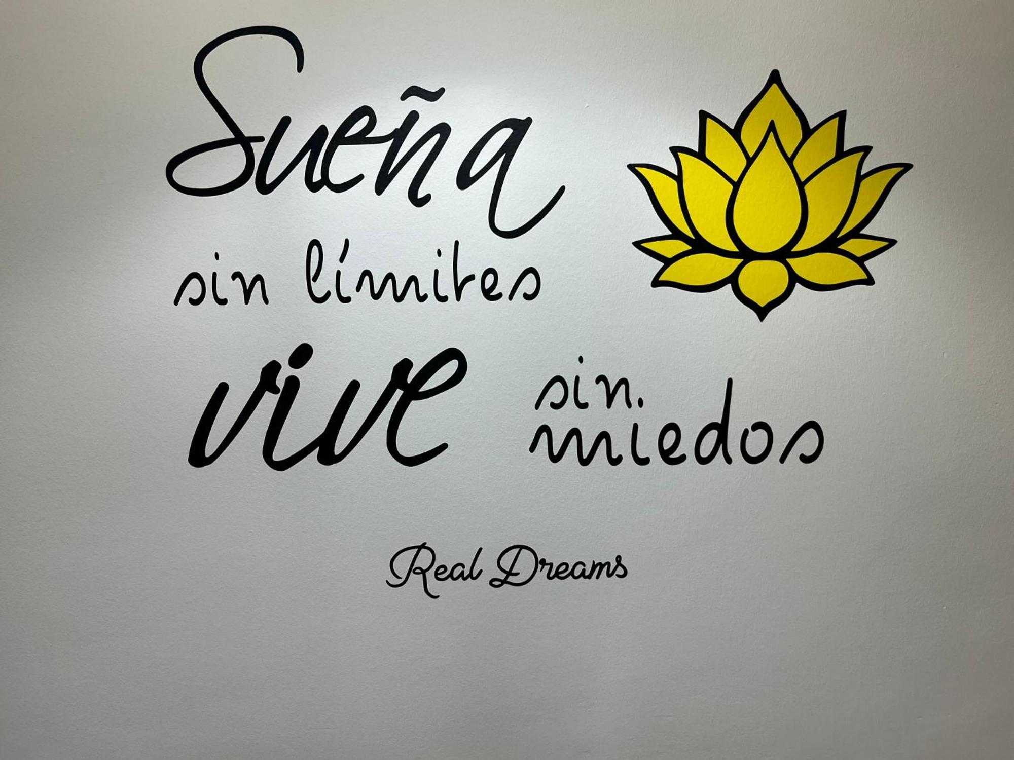 Real Dreams Apartment Sant Jaume d'Enveja Luaran gambar